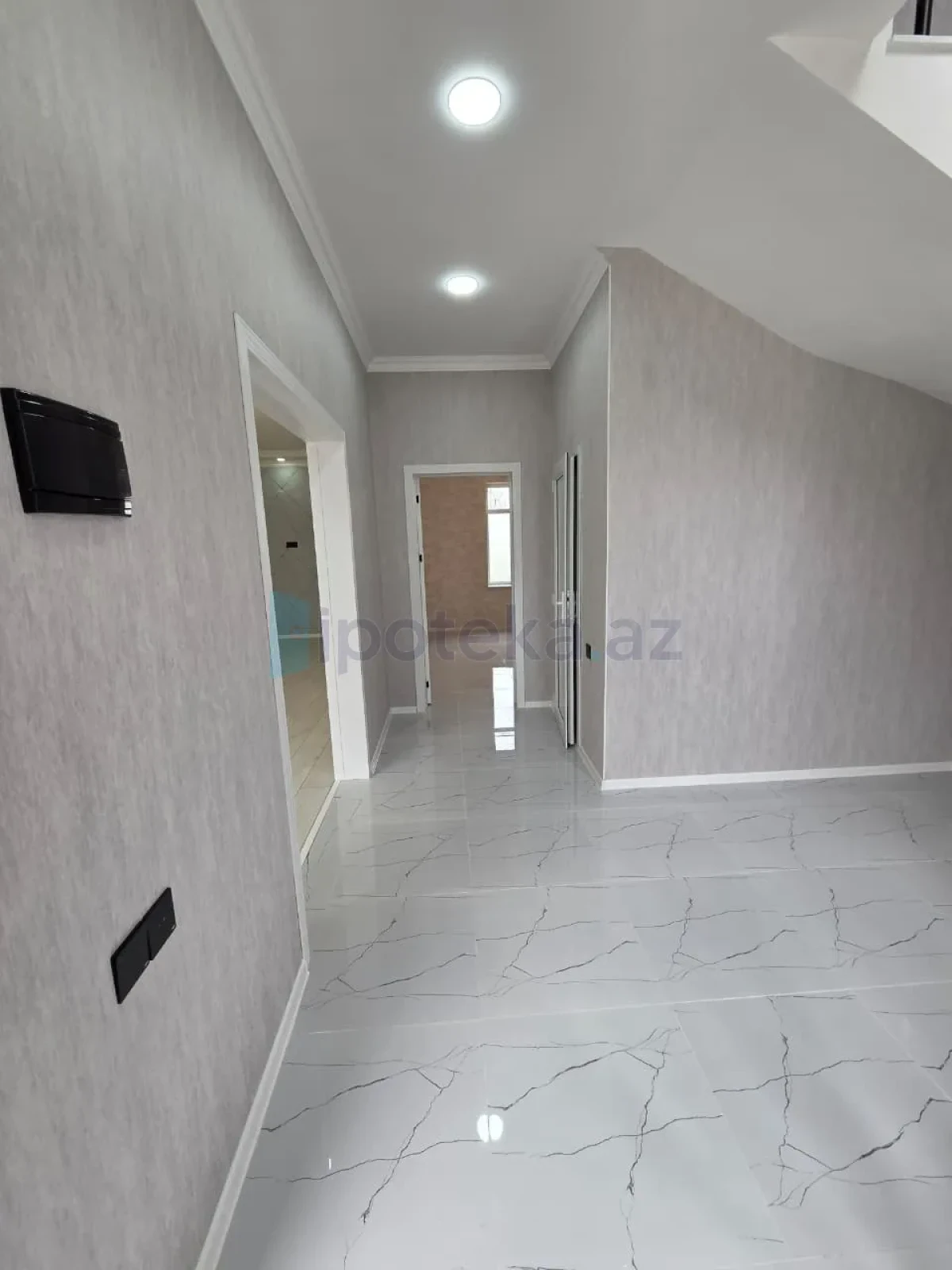 Satılır 4 otaqlı həyət evi 120 m²