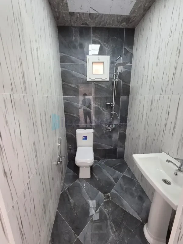 Satılır 4 otaqlı həyət evi 120 m²