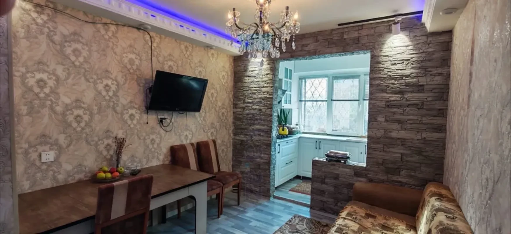 Satılır 3 otaqlı köhnə tikili 70 m²