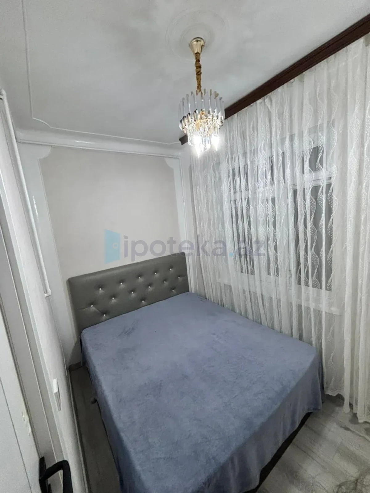 Satılır 1 otaqlı köhnə tikili 36 m²