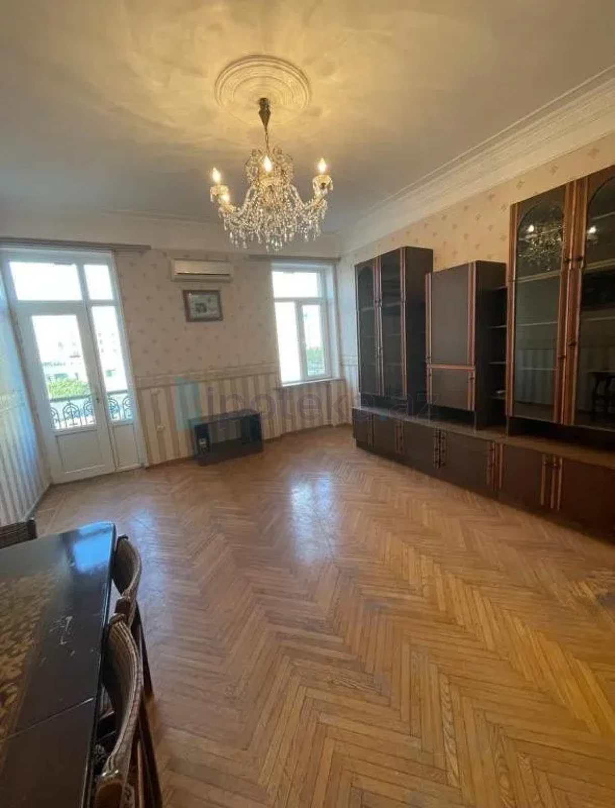 Satılır 3 otaqlı köhnə tikili 70 m²