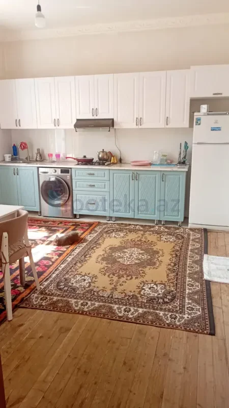 Satılır 4 otaqlı həyət evi 146 m²