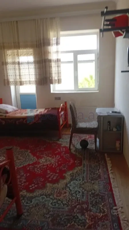 Satılır 4 otaqlı həyət evi 146 m²