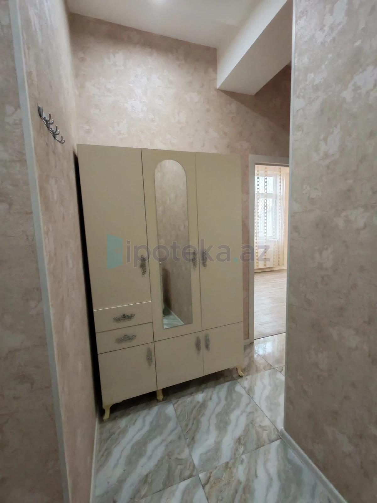 Satılır 2 otaqlı yeni tikili 45 m²