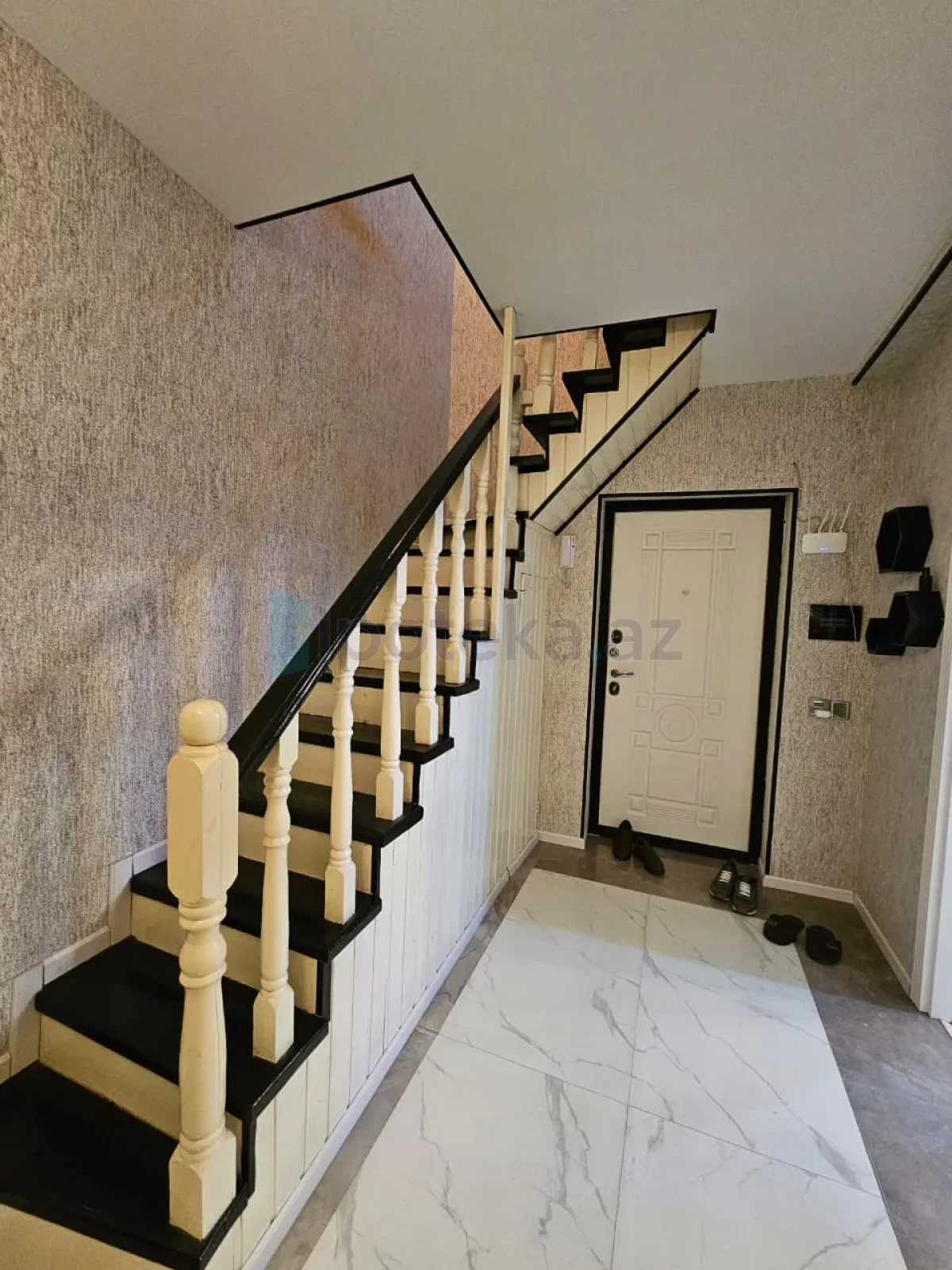 Satılır 4 otaqlı yeni tikili 100 m²