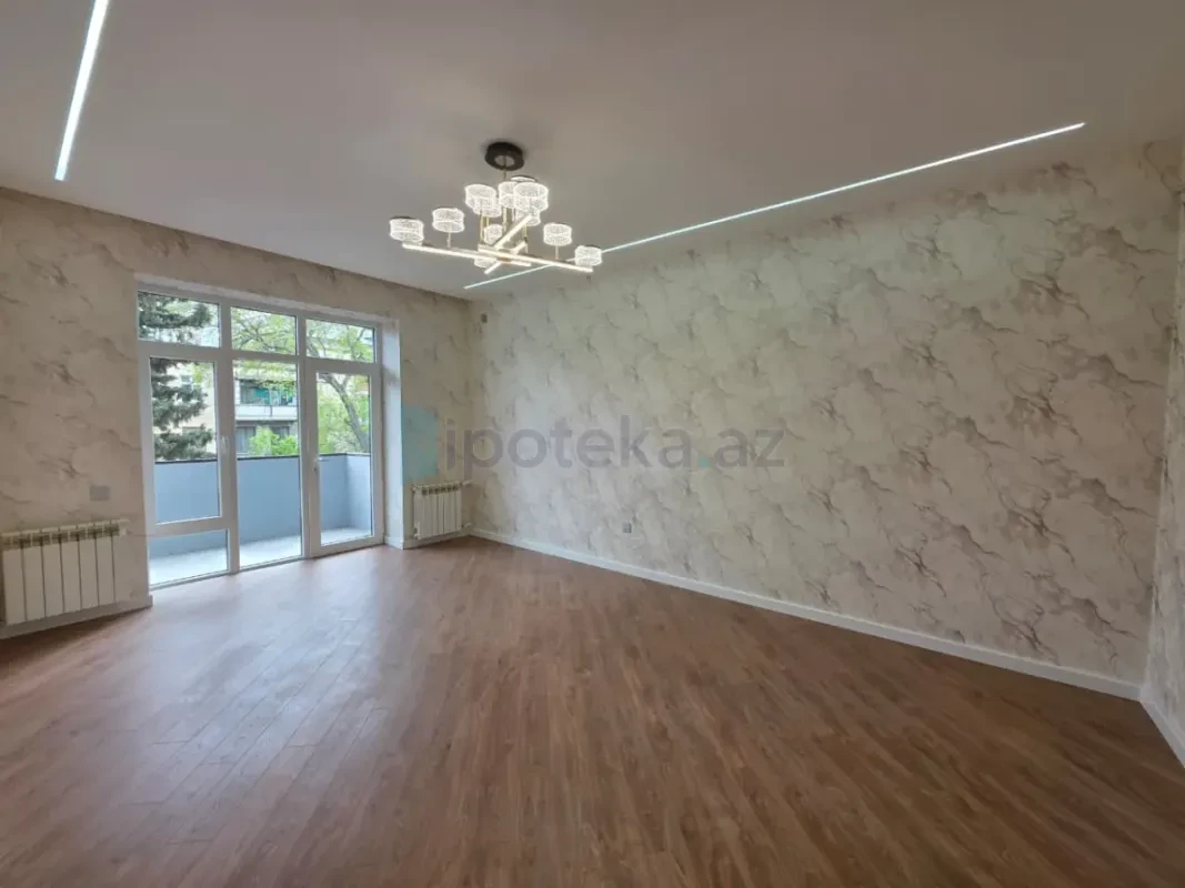 Satılır 3 otaqlı köhnə tikili 85 m²