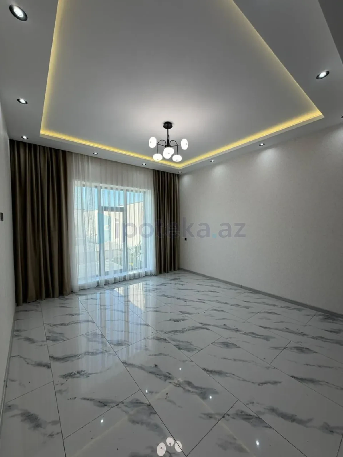 Satılır 3 otaqlı mənzil 100 m²