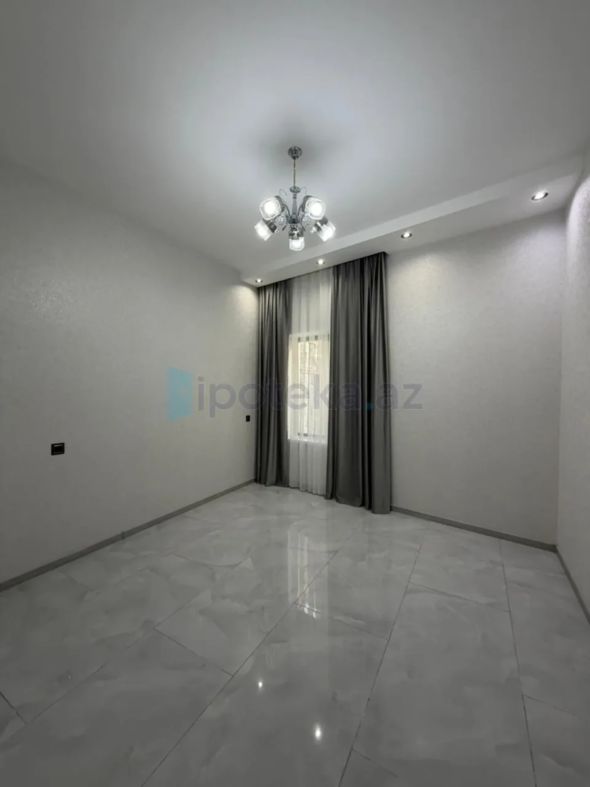 Satılır 3 otaqlı mənzil 100 m²