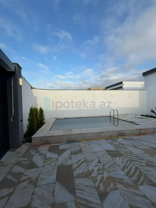 Satılır 3 otaqlı mənzil 100 m²