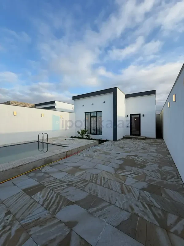 Satılır 3 otaqlı mənzil 100 m²
