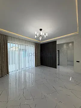 Satılır 4 otaqlı mənzil 140 m²