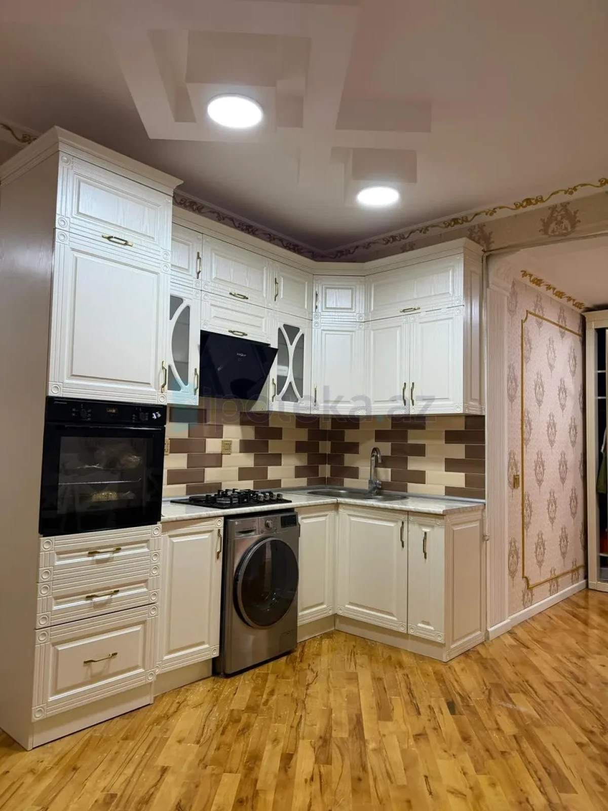 Satılır 3 otaqlı yeni tikili 93 m²