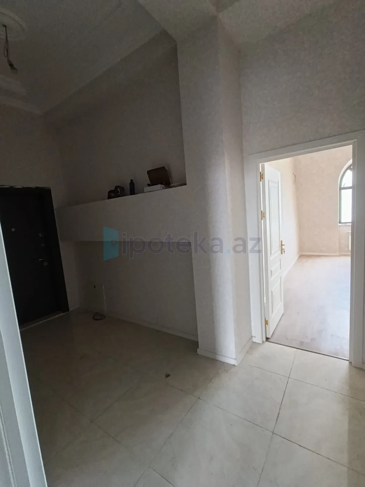 Satılır 2 otaqlı yeni tikili 72 m²