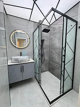 Satılır 4 otaqlı köhnə tikili 105 m²