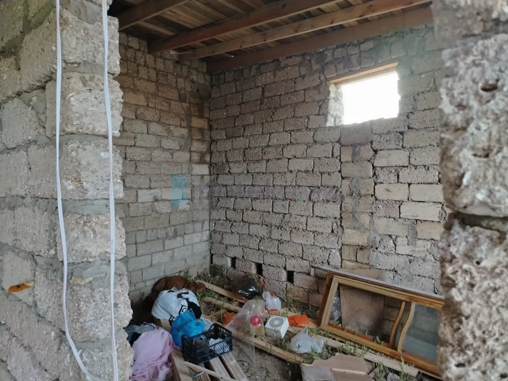 Satılır 2 otaqlı həyət evi 60 m²