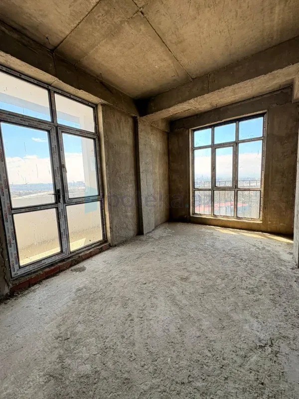 Satılır 2 otaqlı yeni tikili 67.6 m²