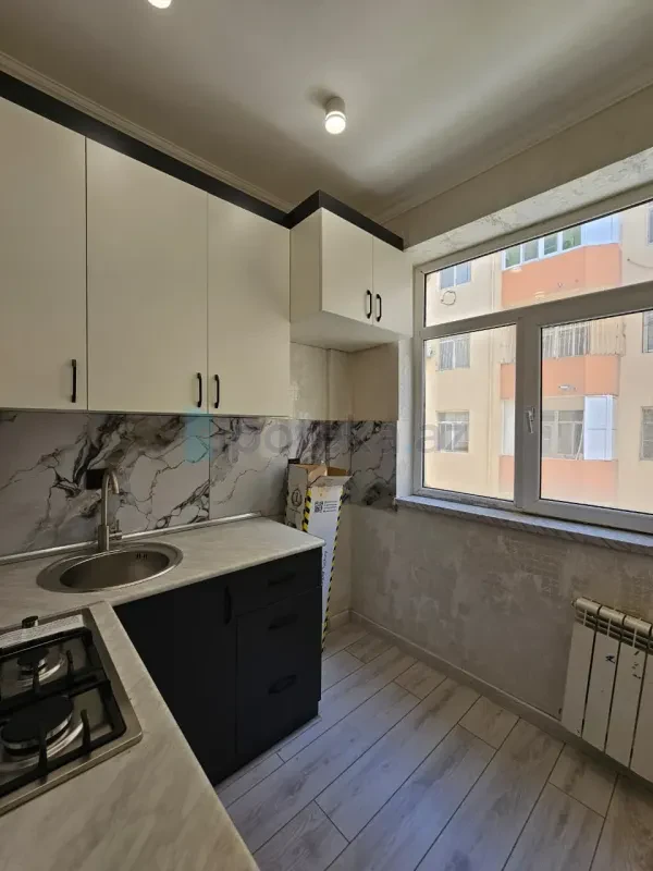 Satılır 3 otaqlı yeni tikili 76 m²