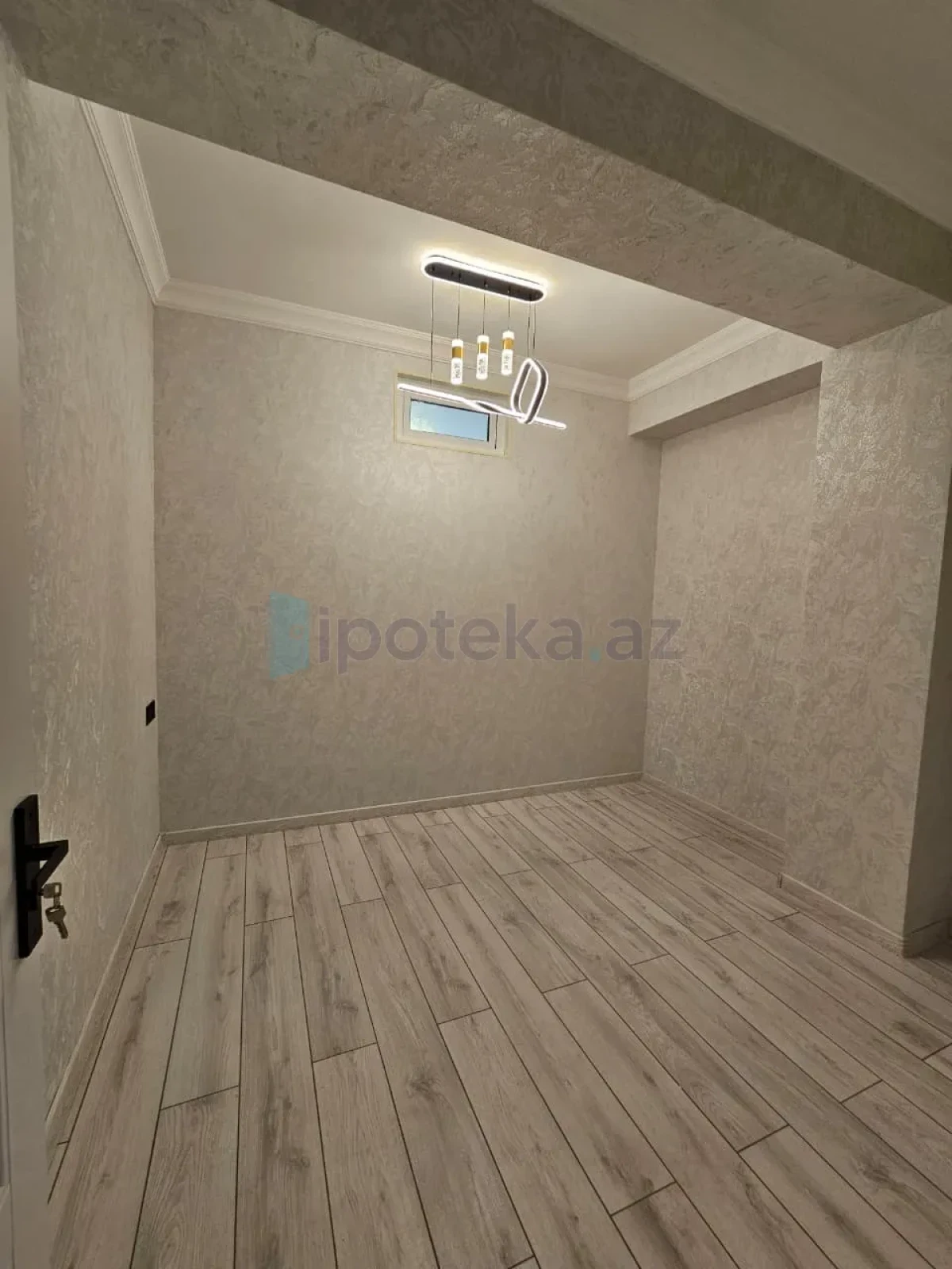 Satılır 3 otaqlı yeni tikili 76 m²