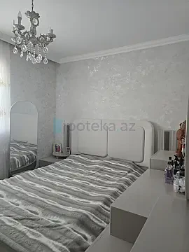 Satılır 6 otaqlı həyət evi 200 m²