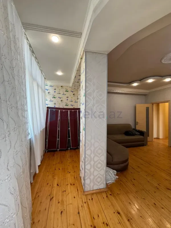 Satılır 2 otaqlı yeni tikili 80 m²