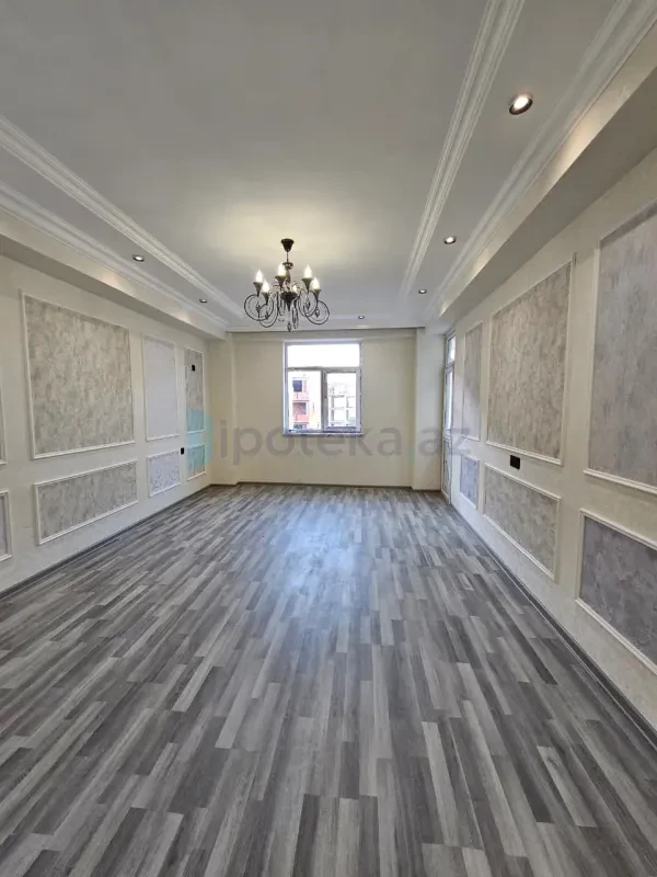 Satılır 3 otaqlı yeni tikili 83 m²