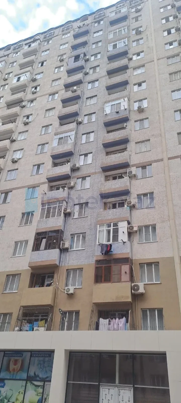 Satılır 2 otaqlı yeni tikili 60 m²