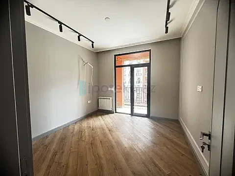 Satılır 2 otaqlı yeni tikili 60 m²