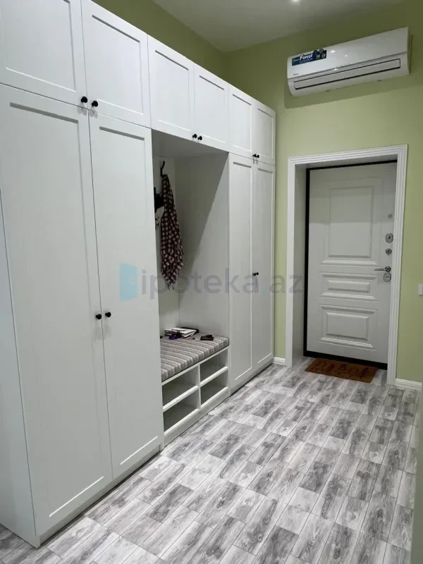 Satılır 4 otaqlı həyət evi 140 m²