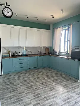 Satılır 4 otaqlı həyət evi 140 m²