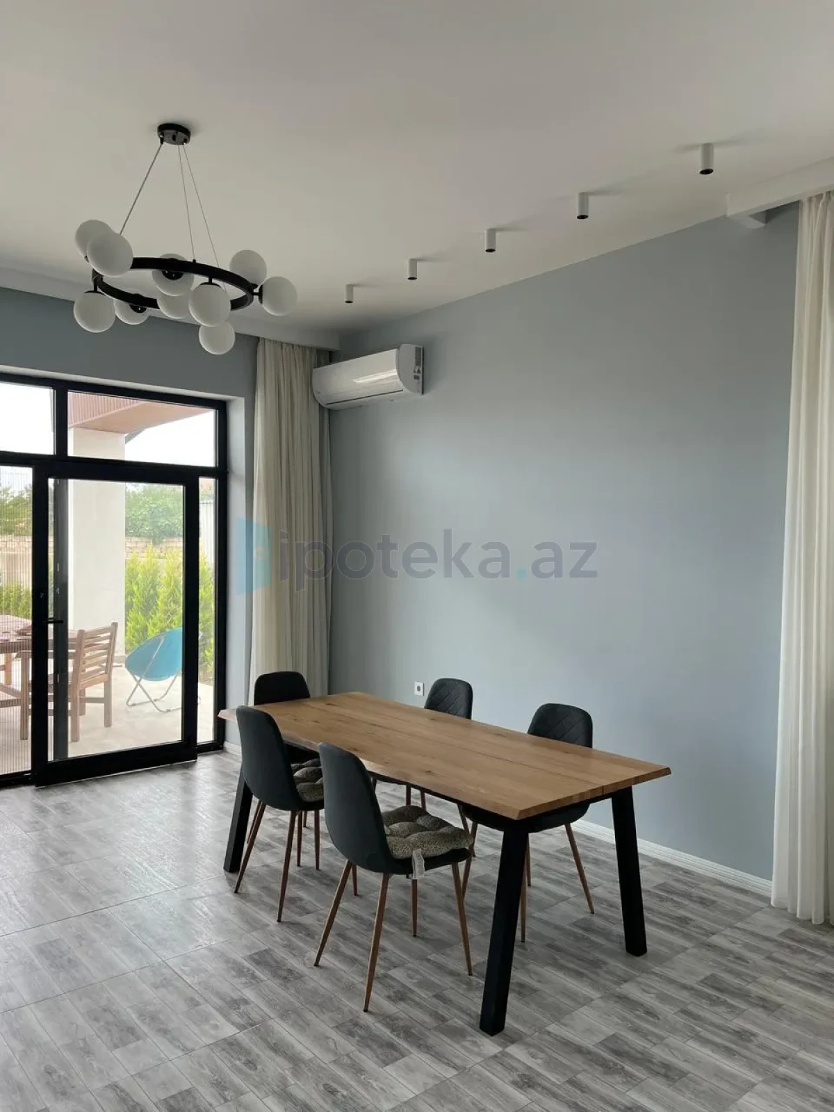 Satılır 4 otaqlı həyət evi 140 m²