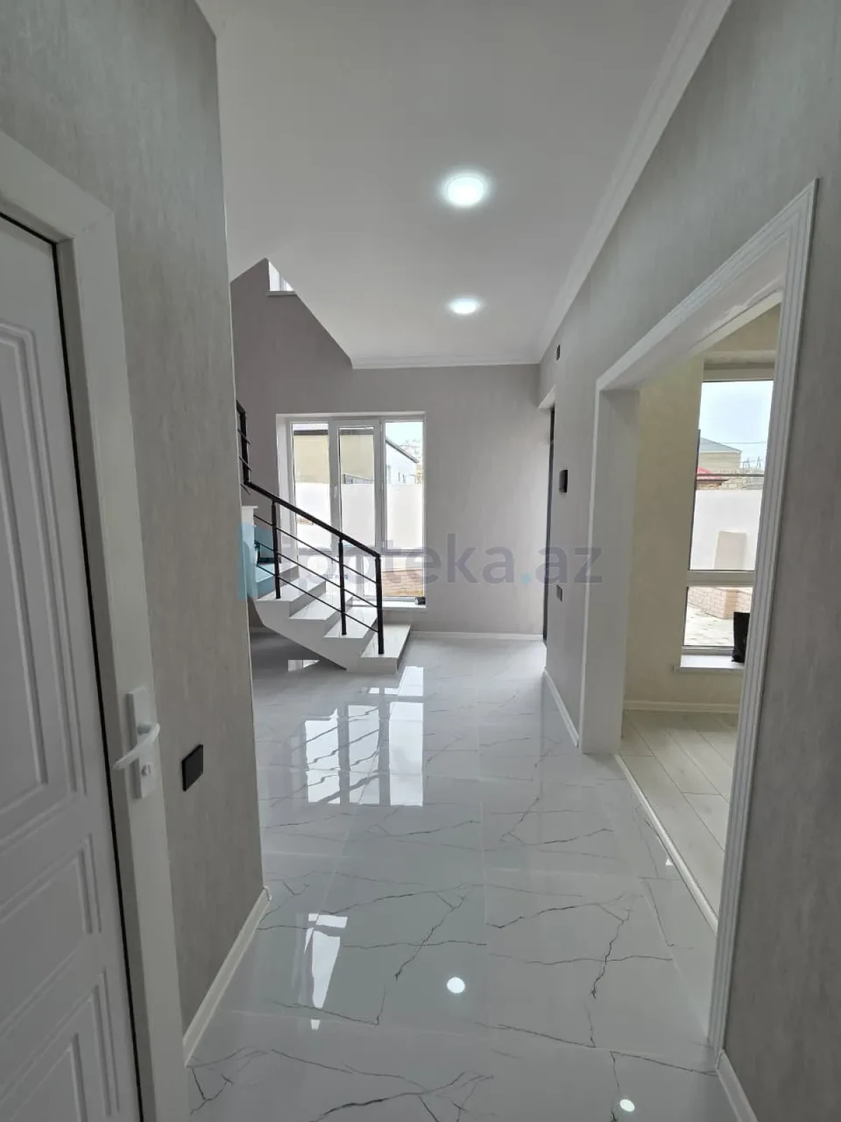 Satılır 4 otaqlı həyət evi 120 m²