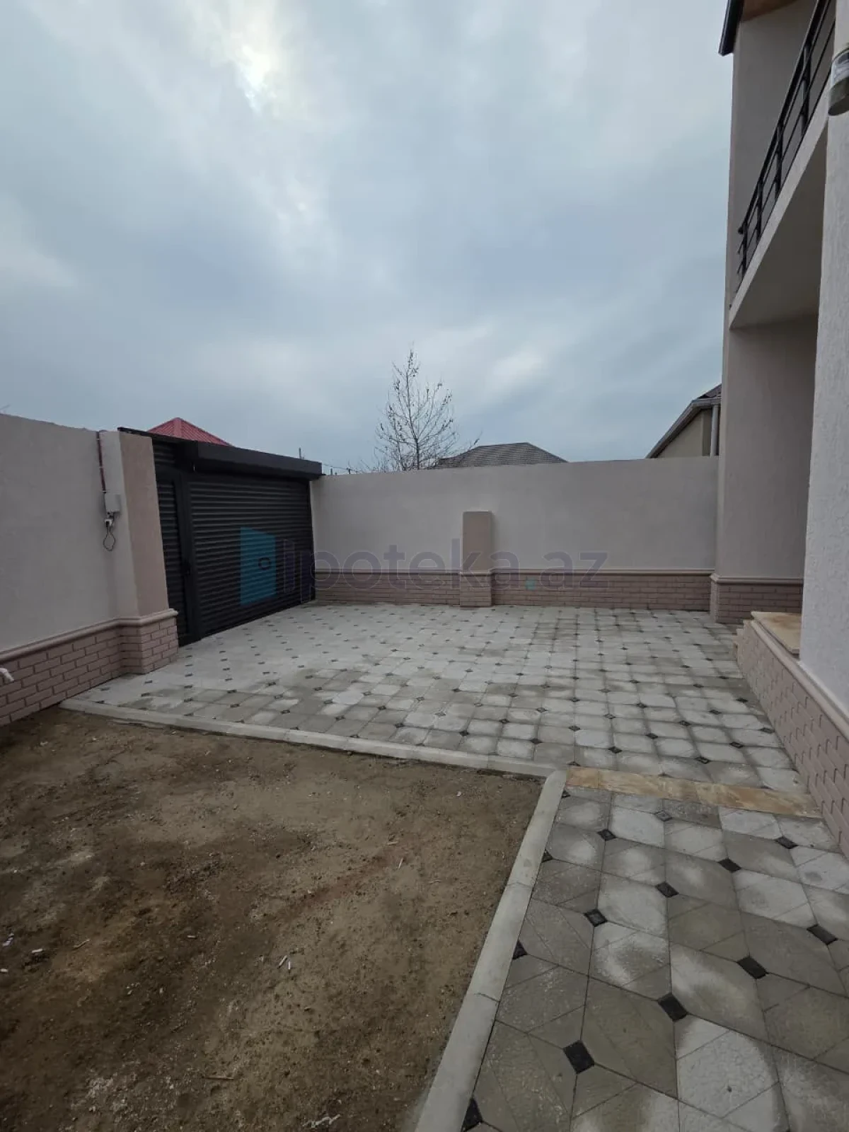 Satılır 4 otaqlı həyət evi 120 m²