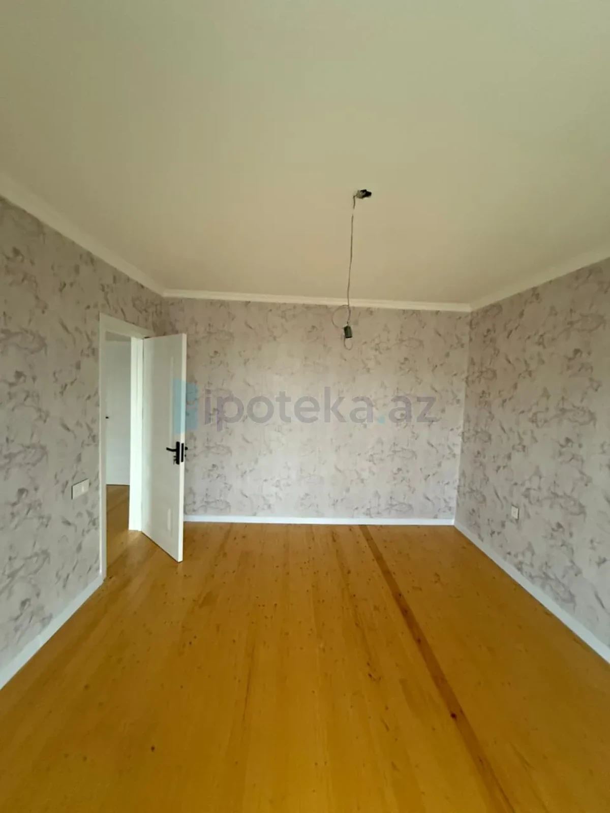 Satılır 4 otaqlı həyət evi 155 m²