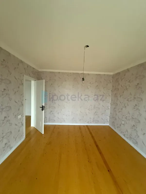Satılır 4 otaqlı həyət evi 155 m²
