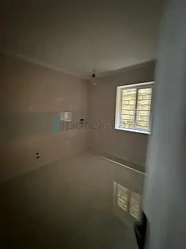 Satılır 4 otaqlı həyət evi 155 m²