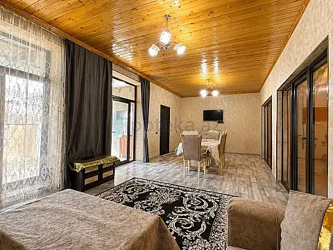 Satılır 6 otaqlı həyət evi 140 m² — Bakı 6 otaq 140.00 m²