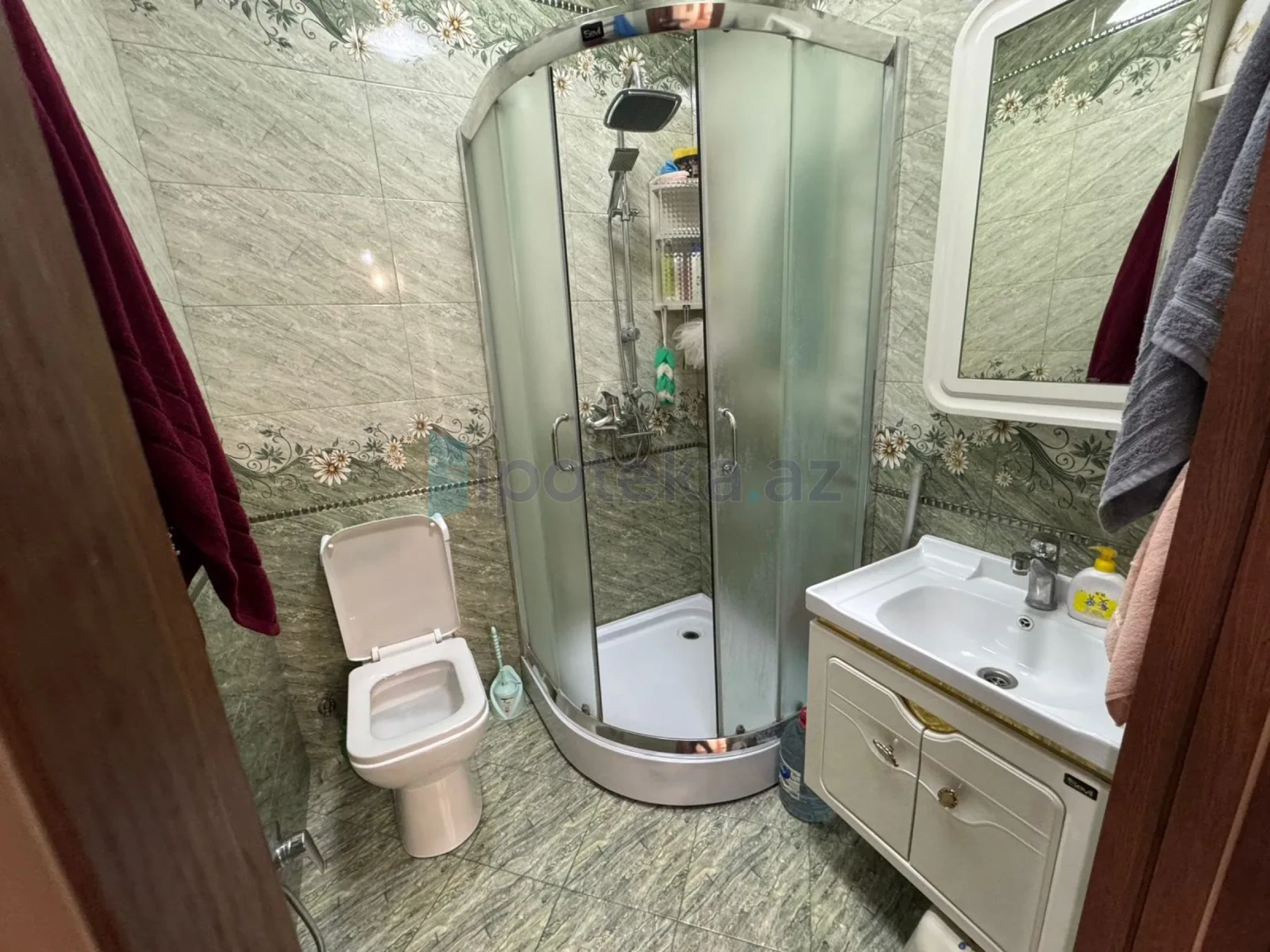 Satılır 2 otaqlı yeni tikili 65 m²