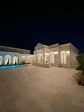 Satılır 4 otaqlı mənzil 150 m²
