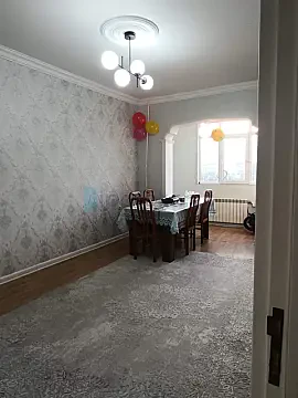 Satılır 2 otaqlı köhnə tikili 50 m² — Bakı, Yeni Günəşli 2 otaq 50.00 m²