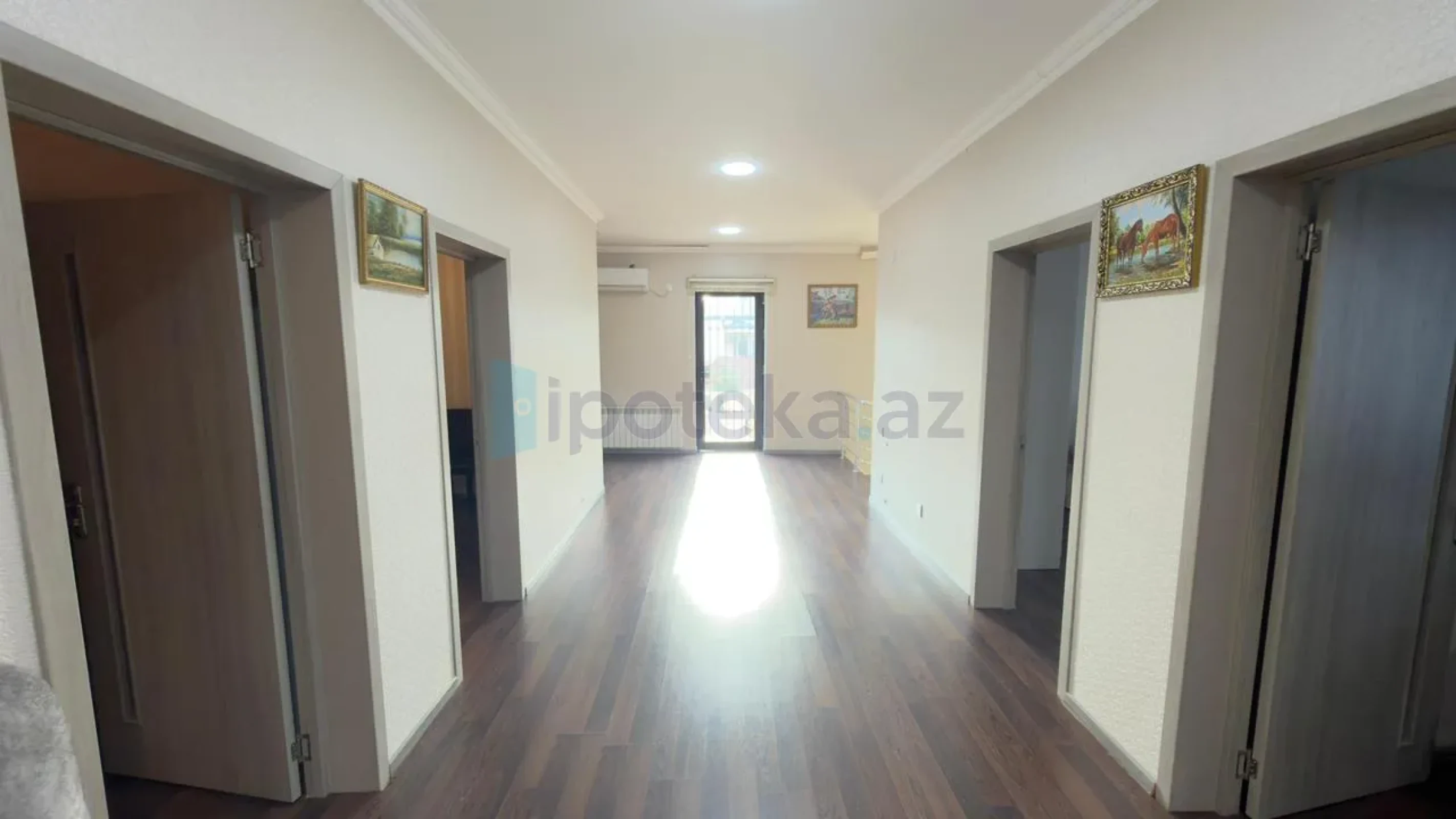 Satılır 5 otaqlı həyət evi 220 m²