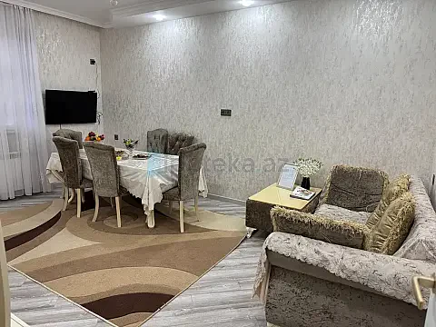 Satılır 4 otaqlı həyət evi 120 m² — Bakı, Badamdar 4 otaq 120.00 m²