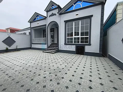 Satılır 4 otaqlı həyət evi 125 m² — Bakı 4 otaq 125.00 m²