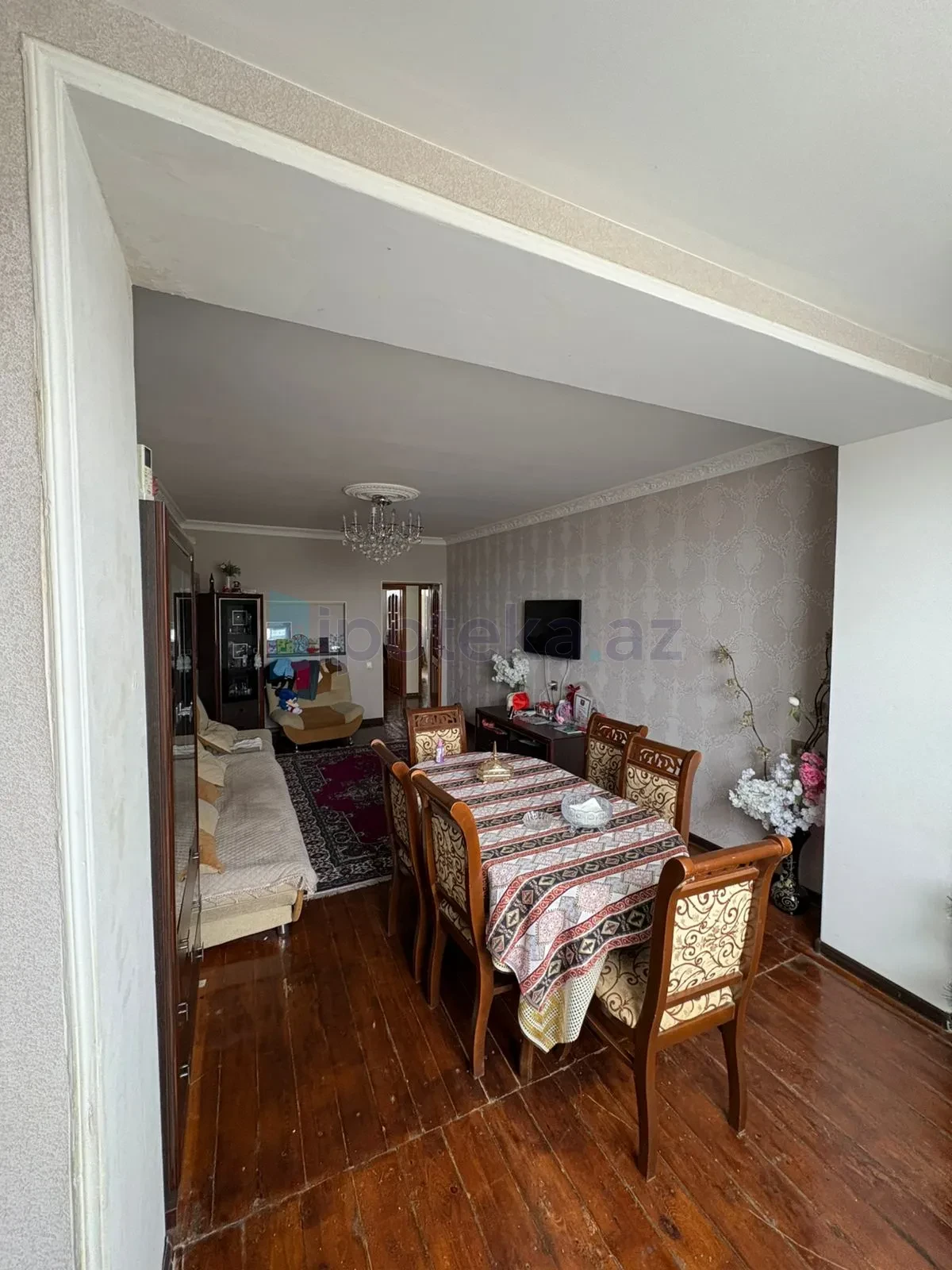 Satılır 3 otaqlı köhnə tikili 104 m²