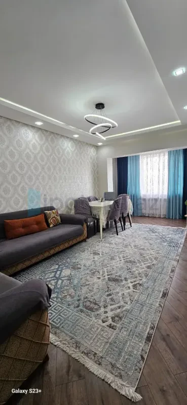 Satılır 3 otaqlı köhnə tikili 60 m²