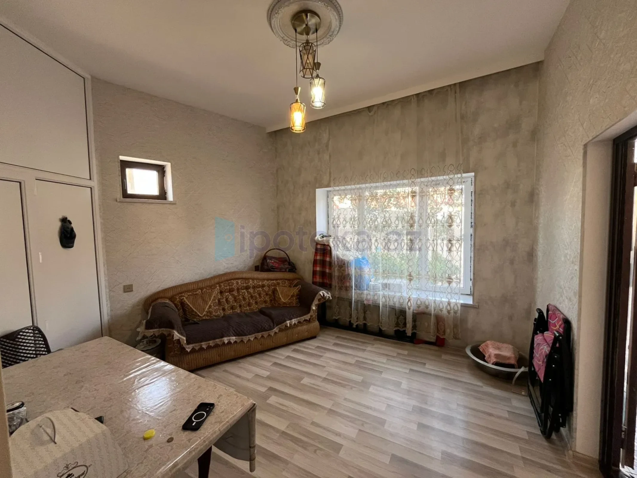 Satılır 4 otaqlı həyət evi 140 m²