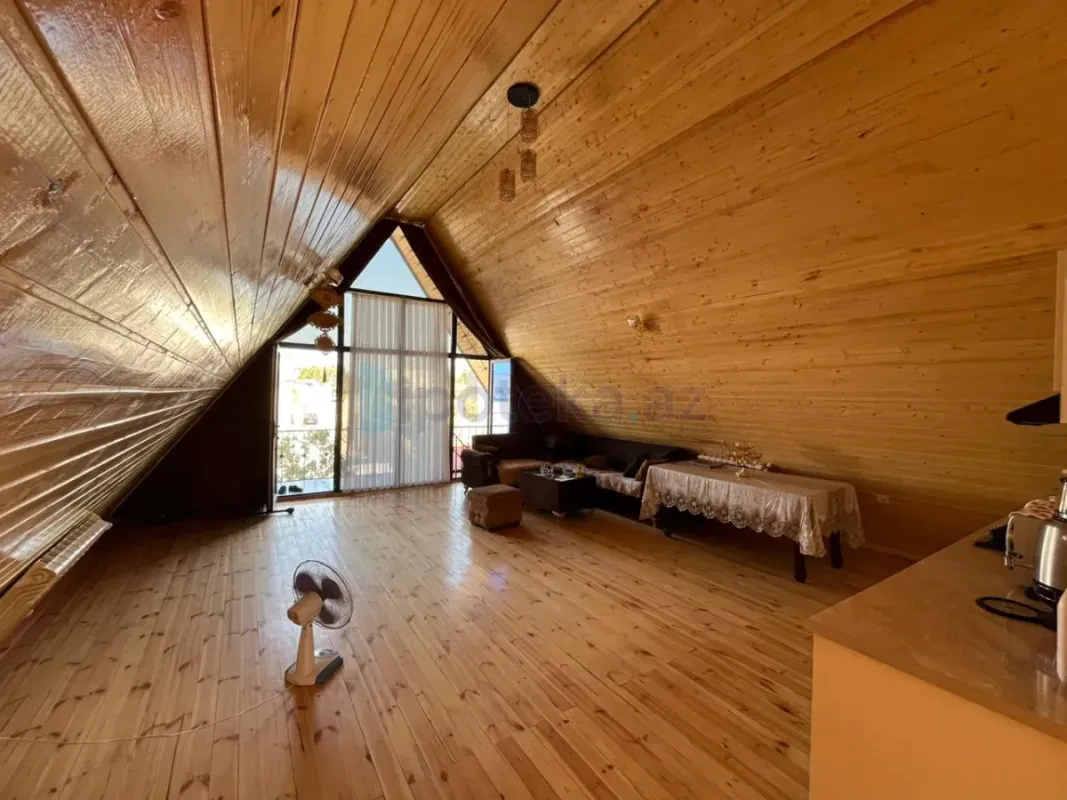 Satılır 4 otaqlı həyət evi 140 m²