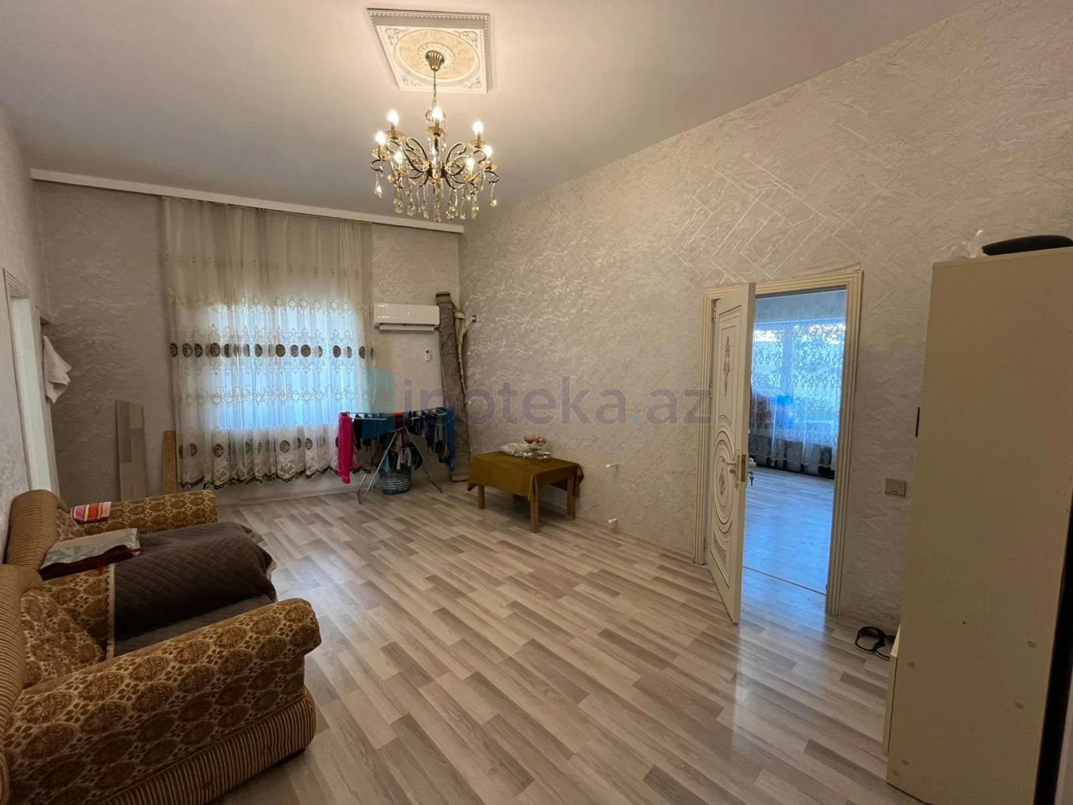 Satılır 4 otaqlı həyət evi 140 m²