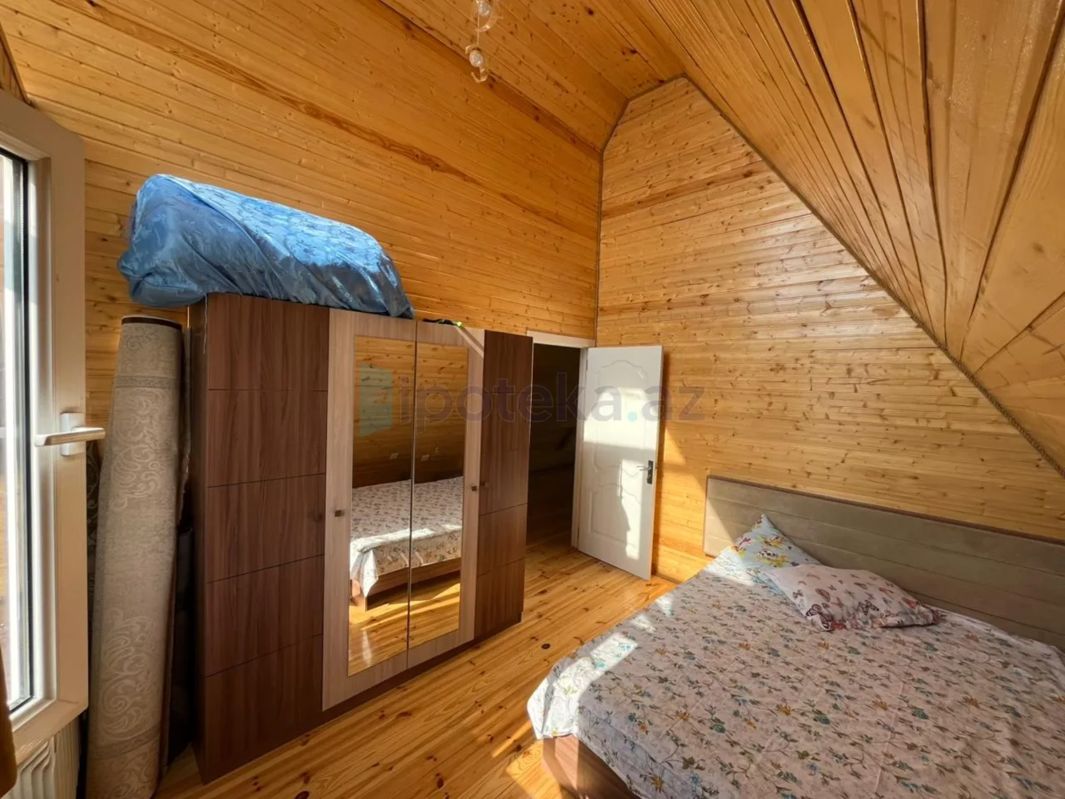 Satılır 4 otaqlı həyət evi 140 m²