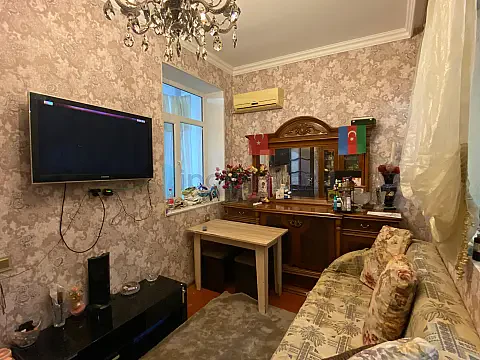 Satılır 3 otaqlı köhnə tikili 55 m² — Bakı, Qaraçuxur 3 otaq 55.00 m²