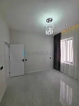 Satılır 4 otaqlı mənzil 140 m²